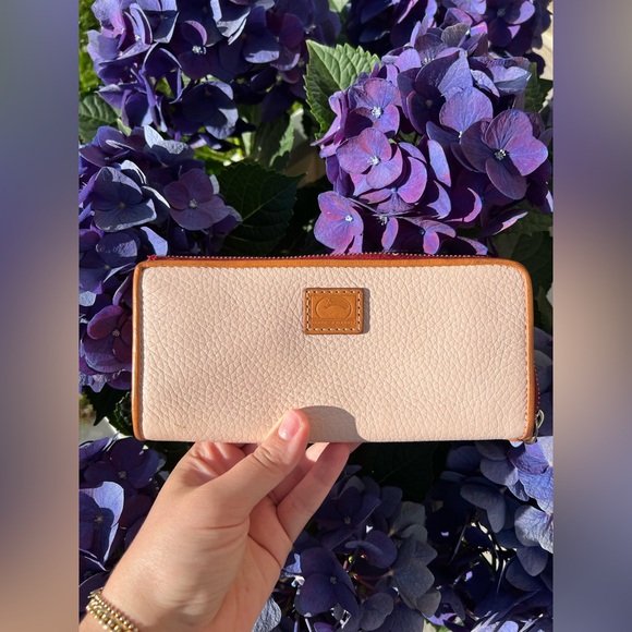DOONEY & BOURKE Blush Pebbled Leather Wallet - GENTLY USED - Picture 1 of 17